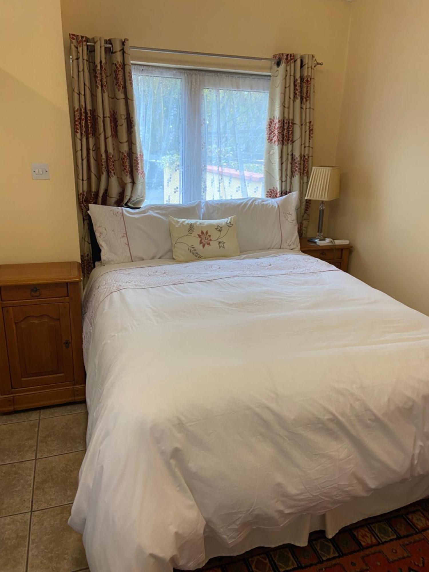Padoro Lodge Kildare Eksteriør bilde